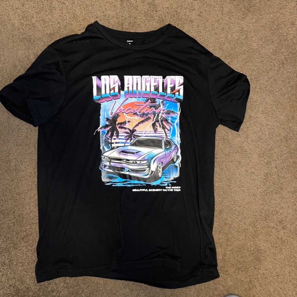 Shein LA Graphic t shirt size medium